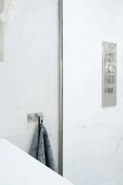 Beslag Design Base 210 - 2 kroge