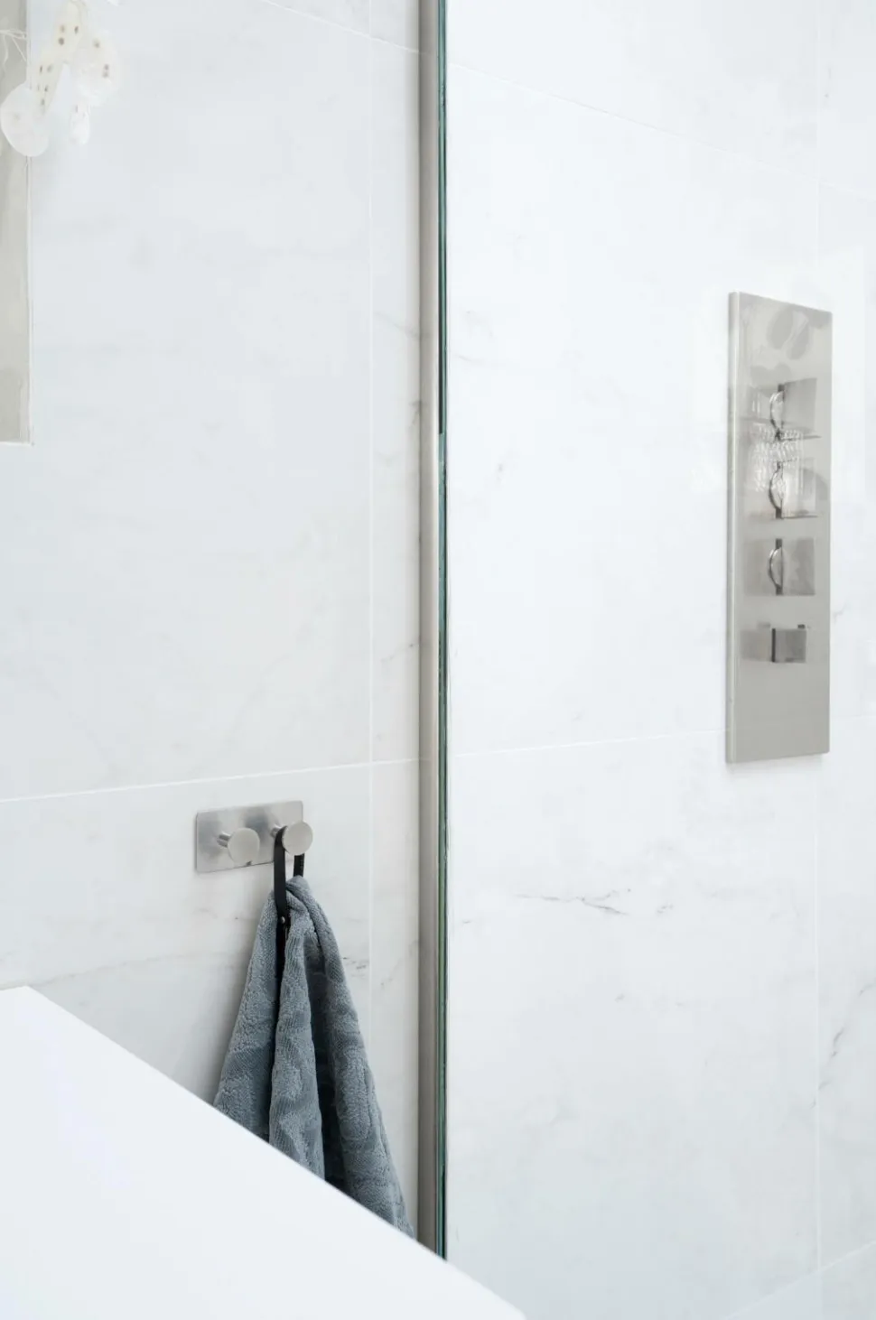 Beslag Design Base 210 - 2 kroge