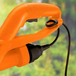 Black & Decker Trimmer 300w