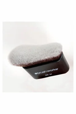 Brushworks No. 24 Blending Face & Body Brush