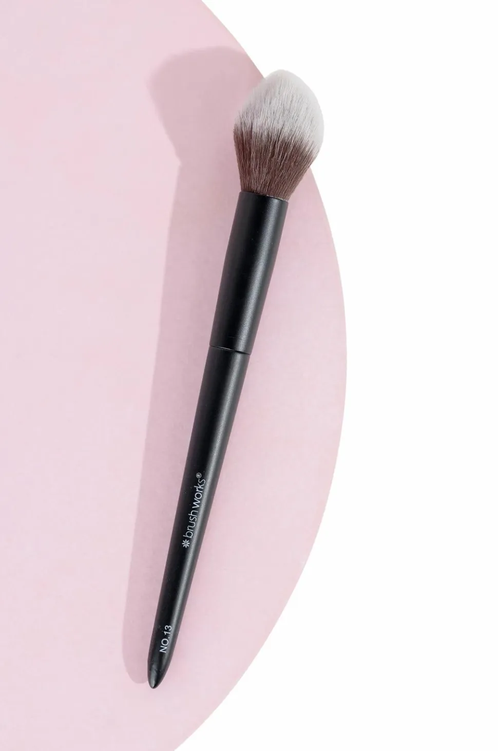 Brushworks No. 13 Highlight Brush