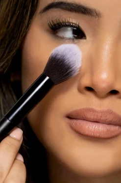 Brushworks No. 13 Highlight Brush