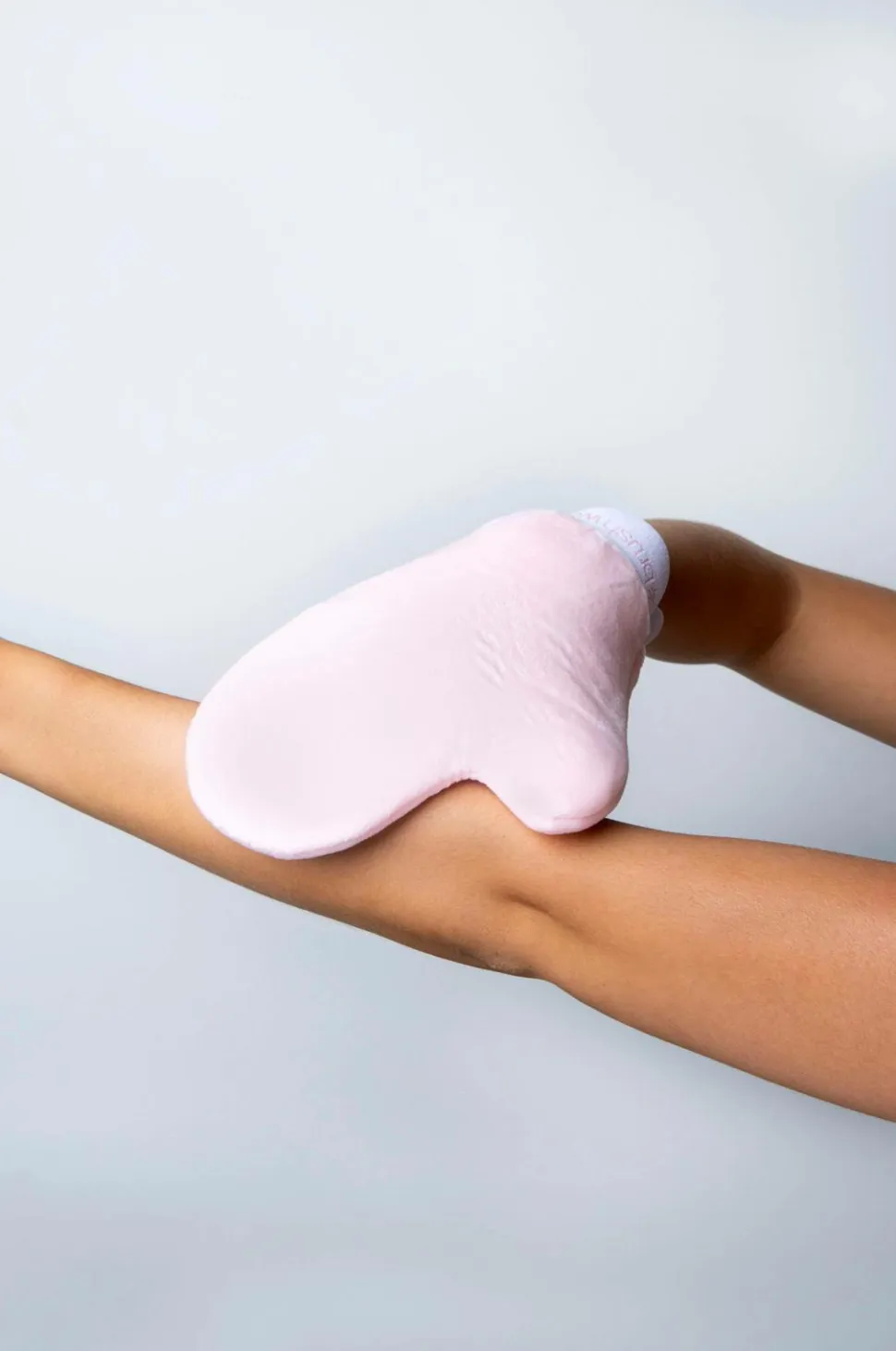 Brushworks Tan Applicator Mitt