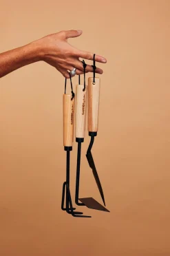 by Benson Hakke Deluxe