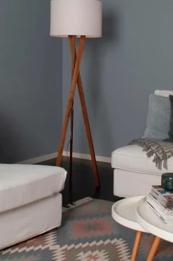 By Rydéns Gulvlampe Vega Valnød