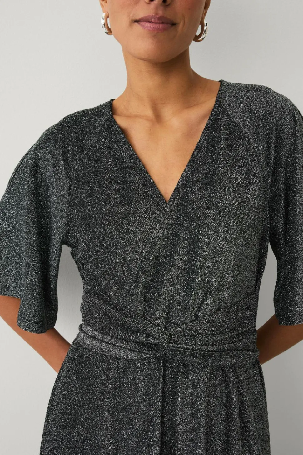 Ellos Collection Maxi kjole i lurex med bindebælte