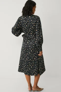 Ellos Collection Slå-om kjole i satin