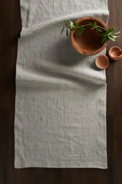 Ellos Home Bordløber Linn i 100% hør