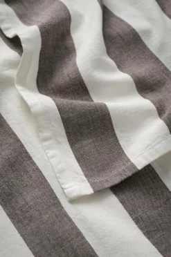 Ellos Home Dug Ramona