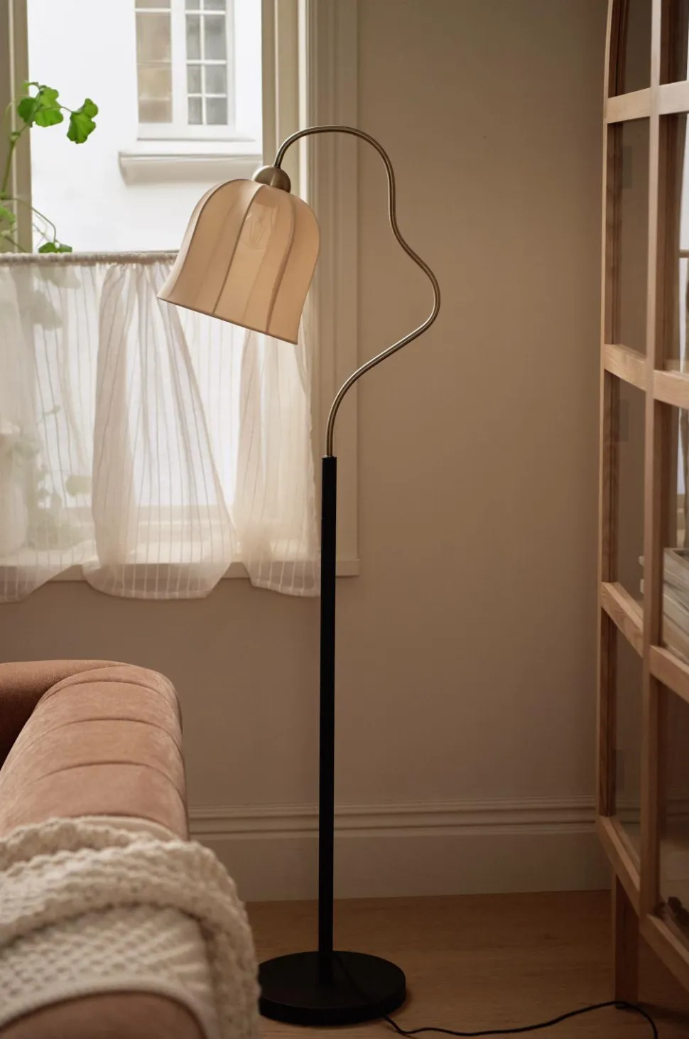 Ellos Home Gulvlampe Bell