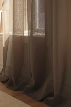 Ellos Home KIRA skræddersyet gennemsigtigt gardin