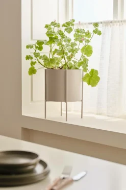 Ellos Home Potteskjuler Milton med vendbart stativ