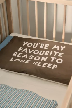 Ellos Home Pudebetræk Lose Sleep til tremmeseng 38x55 cm