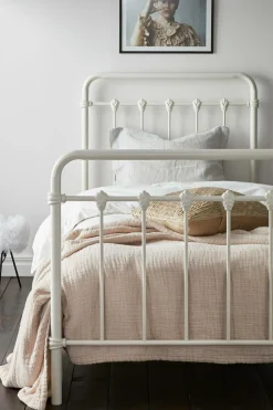 Ellos Home Seng Industrial 90x200