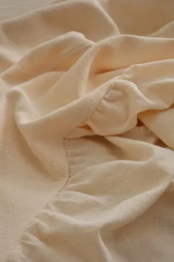 Ellos Home Sengetæppe Elly Frill i genanvendt halvlinned