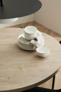 Ellos Home Spisebordssæt Gilda med 1 bord og 4 stole