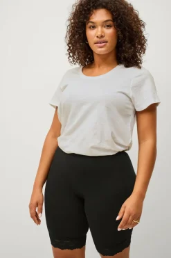 Ellos Plus collection Korte cykelshorts med blondekant