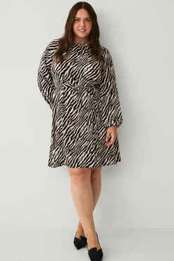 Ellos Plus collection Kjole med ballonærmer