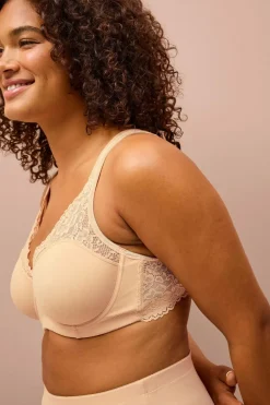 Ellos Plus collection Bh med bøjler med blondedetaljer