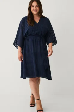 Ellos Plus collection Kjole med V-hals