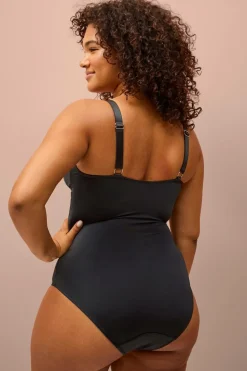 Ellos Plus collection Shapingbody med blondedetaljer - medium støtte