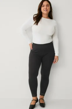 Ellos Plus collection Leggings med blondekant