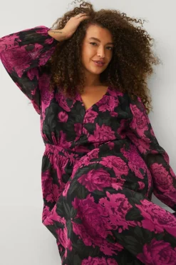 Ellos Plus collection Kjole i chiffon med ballonærme