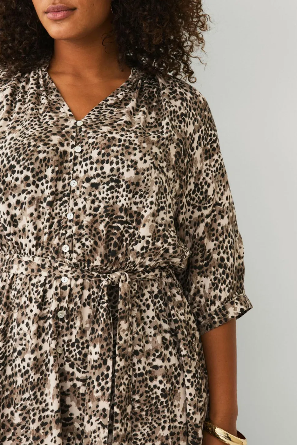 Ellos Plus collection Kjole med flæser