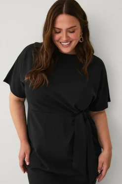 Ellos Plus collection Kjole med bindedetalje