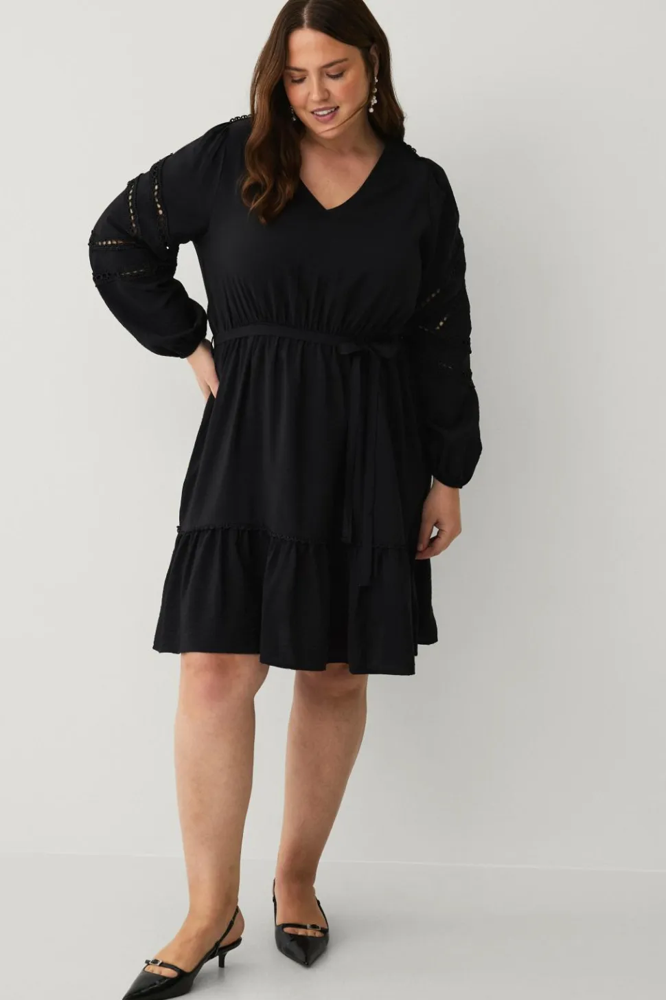 Ellos Plus collection Kjole med blondedetaljer