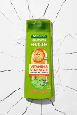 Garnier Fructis Vitamin & Strength Shampoo For Breaking Hair