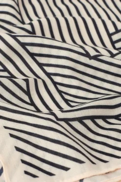 Gina Tricot Tørklæde