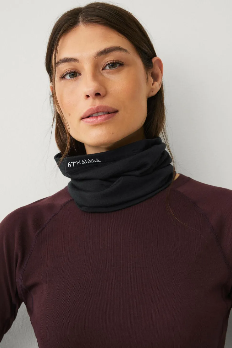 Áhkká Rørhalstørklæde Merino Wool