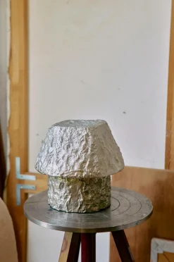 HKliving Artefact bordlampe i aluminium