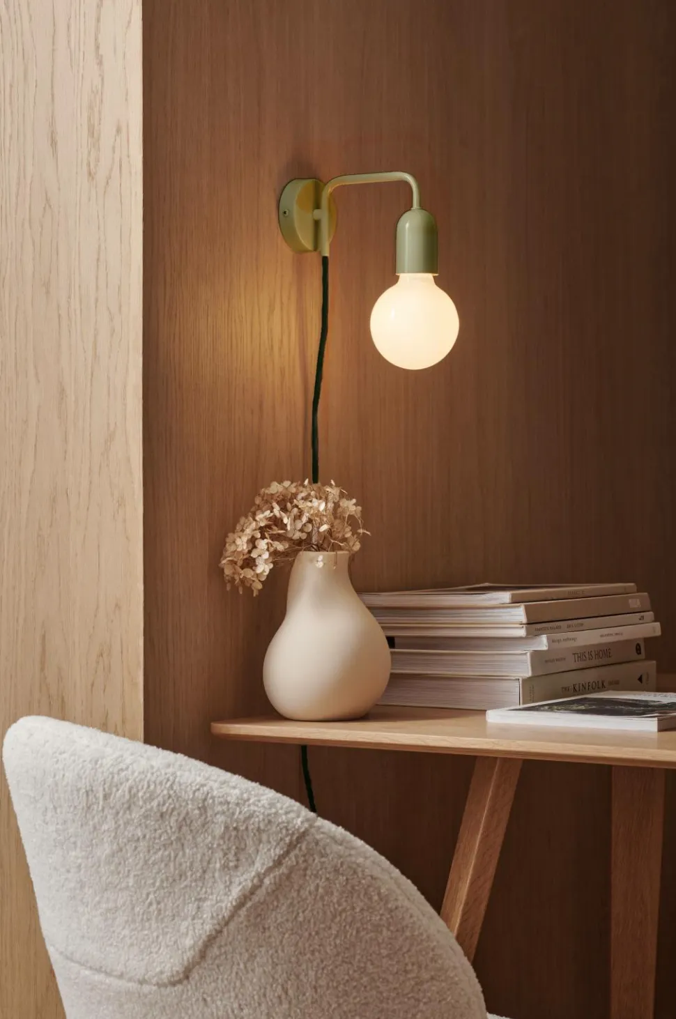 &Home Væglampe John