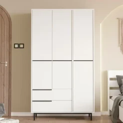 Homitis Garderobe-Calpin