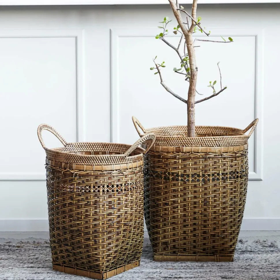 House Doctor Kurve, Pura