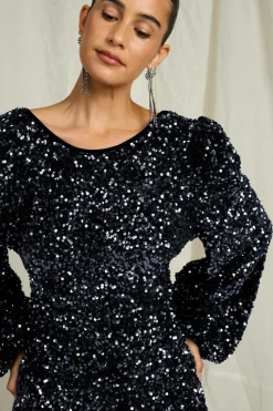 Joelle Pailletkjole med sløjfe i ryggen