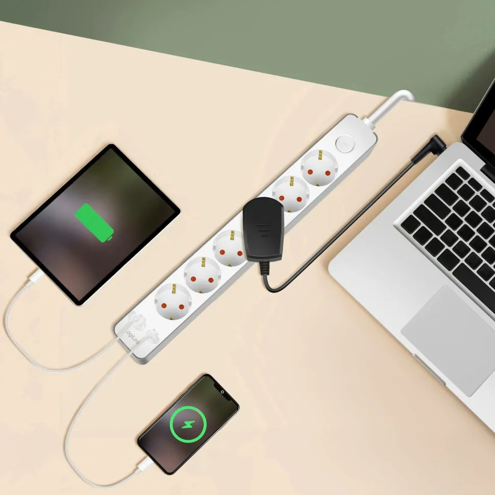 LogiLink Forlængerledning 6-vejs + USB-A/USB-C