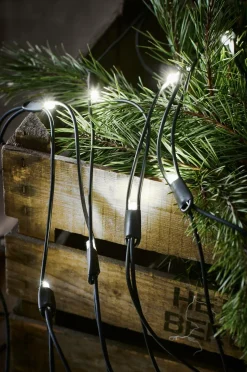 Markslöjd Lyskæde Net CHRISSLINE 1,7x2 m Kold hvid Ekstra