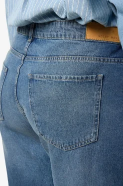 Noisy May Curve Denimshorts nmHolla NW Loose Short AZ426MB Curv