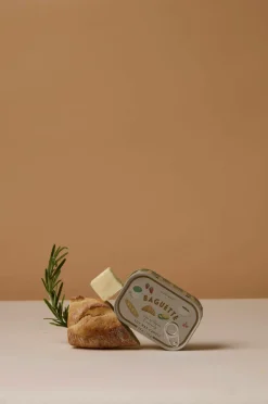 Paddywax Bistro French Baguette Printed Tin Candle - Rosemary Thyme