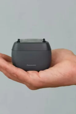 Panasonic Kompakt barbermaskine med 5 blade ES-PV3B