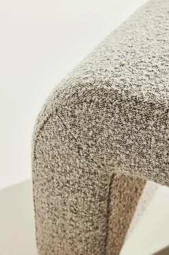 Pastill Odette puf i bouclé 45x41 cm