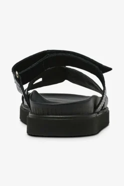 Pavement Sandaler Maru