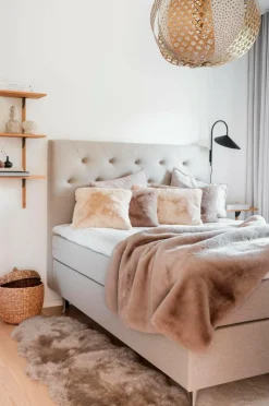 Skinnwille Plaid Fluffy