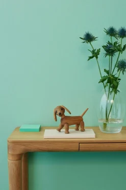 Spring Copenhagen Trædekoration Amigo Gravhund 15 cm