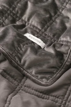 Staycation Sengetæppe Pleasent