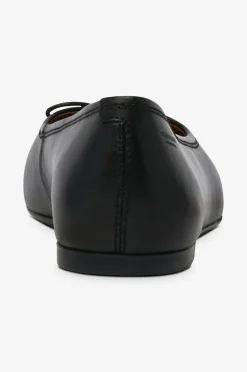 Vagabond Ballerinasko Jolin