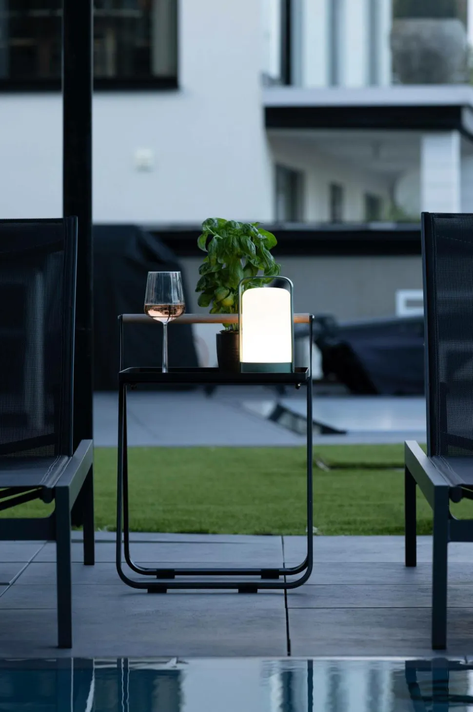 Venture Home Bordlampe Fern